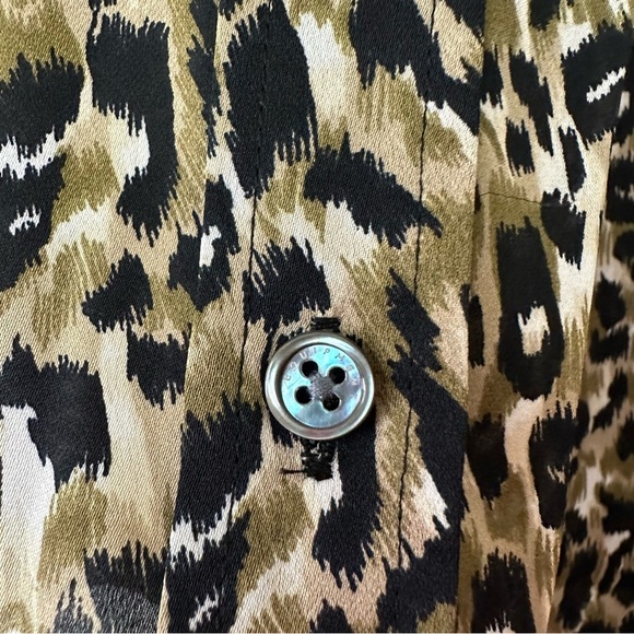 Equipment Brett Shirt - Gris Sables Multi - Picture 8 of 13